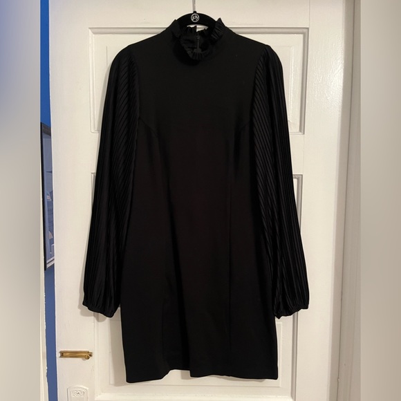 DREW Black Ansel Sheath Dress Size Medium - Picture 6 of 12